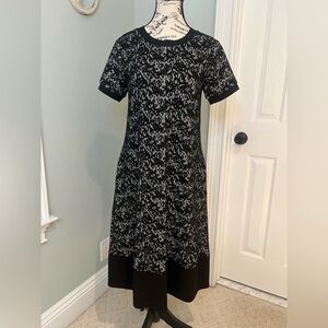 NWOT AB Studio Black & White Pattern Dress | Size S | Black Hem | Zipper Neck